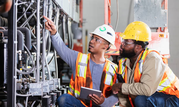  Flat Rock, NC Electrician Pros